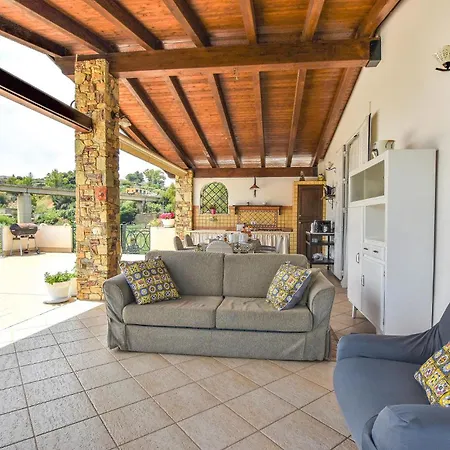 Holiday home Pet Friendly In Balestrate